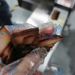 客戶自帶臘肉臘腸上門現(xiàn)場試機，效果不錯